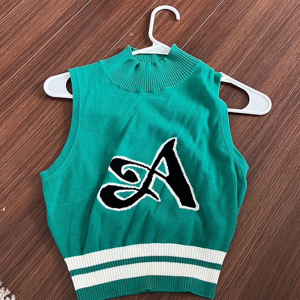 Crop Letter Tank Top